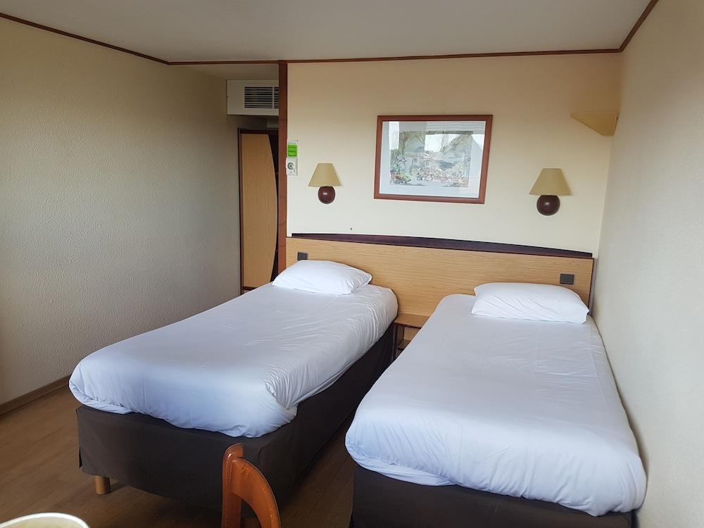 Campanile Salon-De-Provence Hotel Ngoại thất bức ảnh