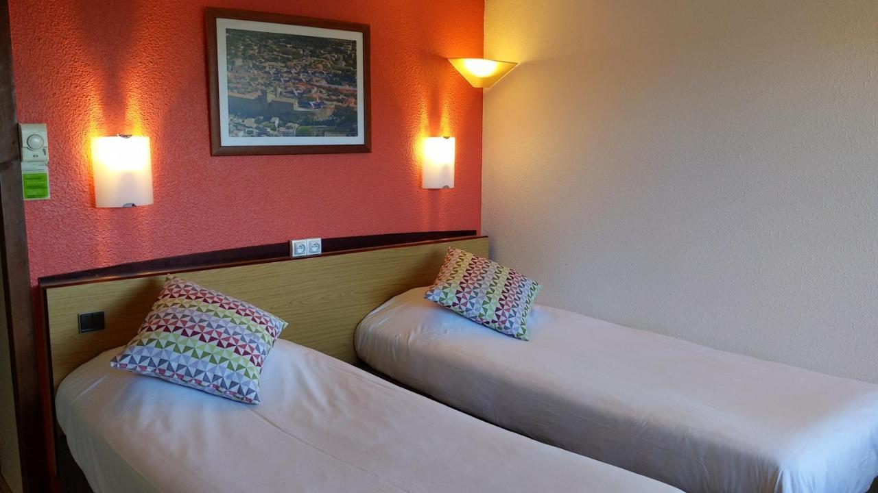 Campanile Salon-De-Provence Hotel Ngoại thất bức ảnh